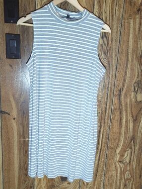 Tiana B. Sleeveless Striped Midi Dress - Gray & White Women's Size PL